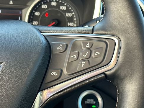 Used 2024 Chevrolet Equinox LT image 30