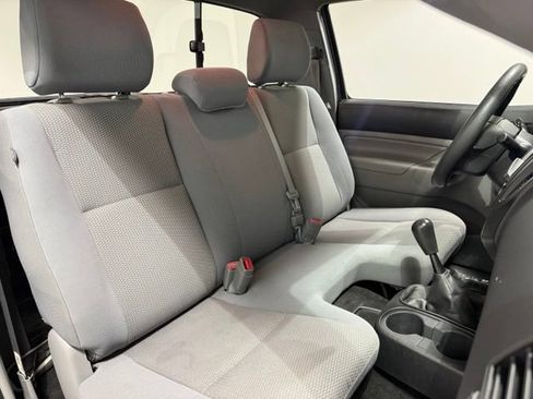Used 2014 Toyota Tacoma 2WD Regular Cab image 17