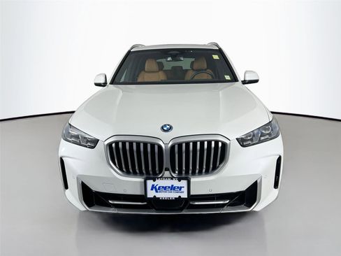 Certified 2026 BMW X5 xDrive50e image 9