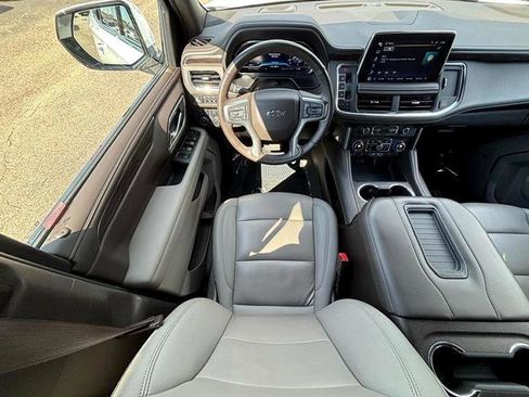 Used 2023 Chevrolet Tahoe Z71 w/ Luxury Package image 11