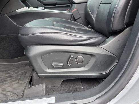 Certified 2020 Ford Explorer Limited RWD image 13