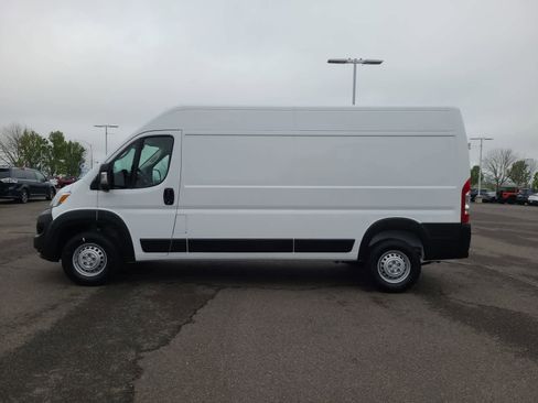 New 2026 RAM ProMaster 2500 w/ Convenience Group image 11