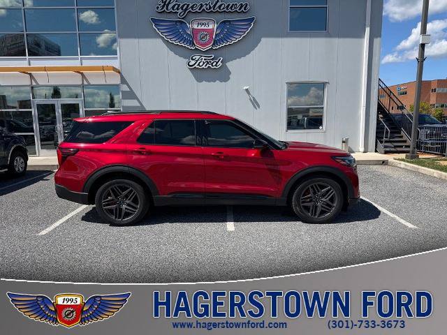 Certified 2025 Ford Explorer ST w/ Sun And Sound Package AWD/4WD image 1