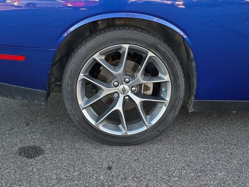 Used 2022 Dodge Challenger GT image 8