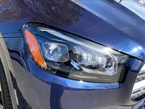 Used 2022 Mercedes-Benz GLS 450 4MATIC image 27