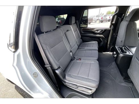 Used 2022 GMC Yukon SLE AWD/4WD image 27
