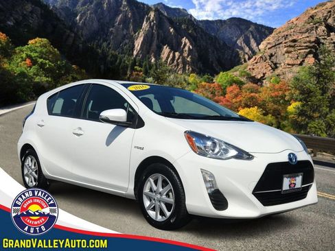 Used 2016 Toyota Prius C Three FWD image 1