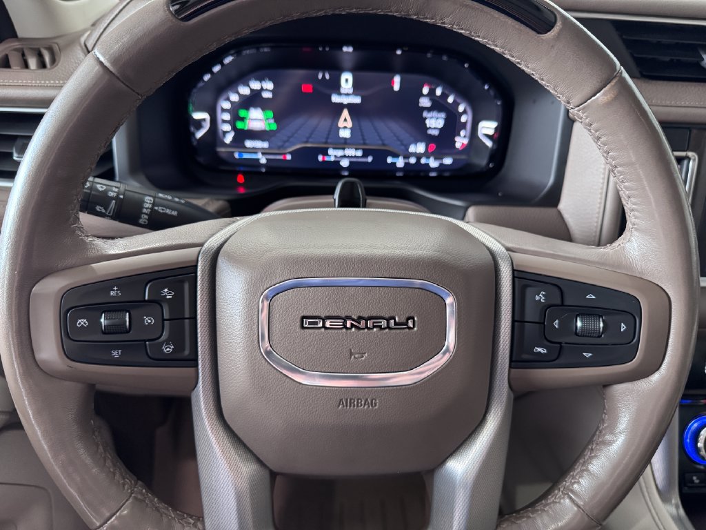 Certified 2023 GMC Yukon XL Denali w/ Denali Reserve Package AWD/4WD image 17