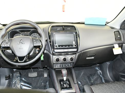 New 2026 Mitsubishi Outlander Sport LE image 11