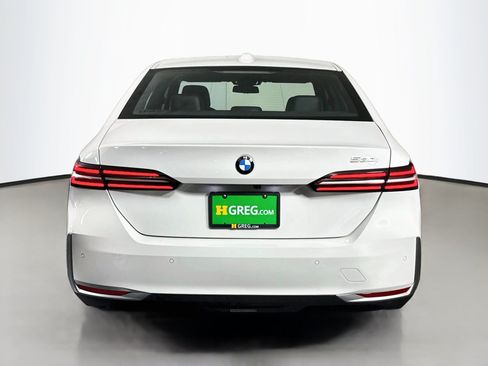 Used 2026 BMW 530i RWD image 8