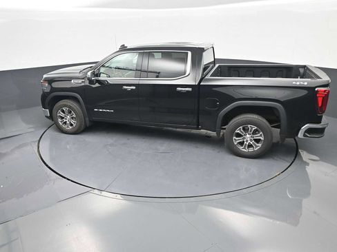 Used 2025 GMC Sierra 1500 SLT AWD/4WD image 26
