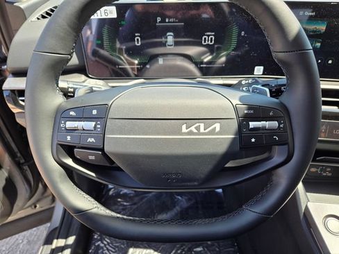New 2026 Kia Sportage LX FWD image 15
