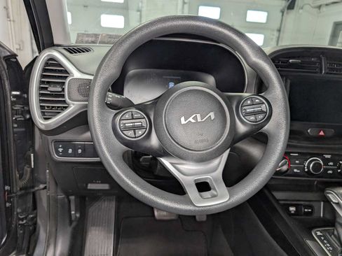 Certified 2023 Kia Soul LX w/ Option Group 015 FWD image 32