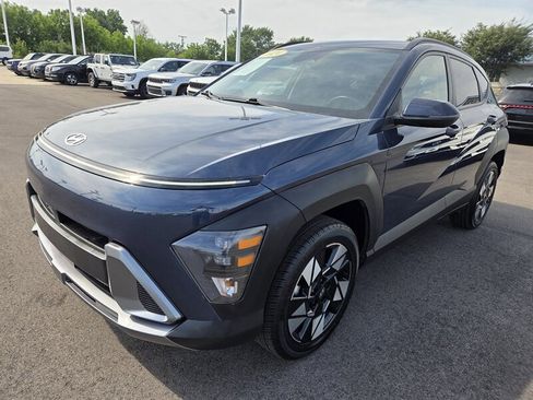 Used 2024 Hyundai Kona SEL AWD/4WD image 7