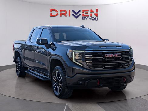 Used 2023 GMC Sierra 1500 AT4 w/ AT4 Premium Package AWD/4WD image 8