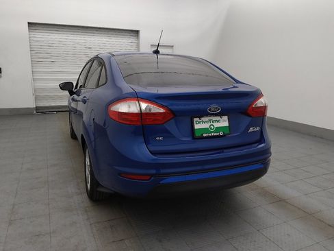 Used 2018 Ford Fiesta SE image 6