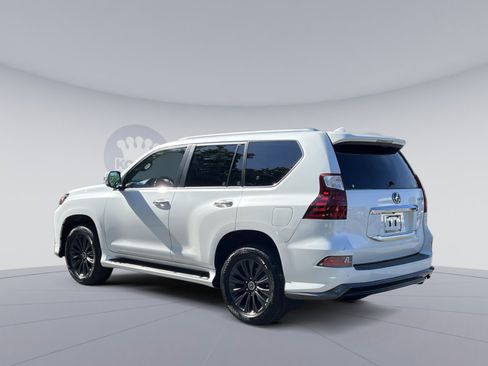 Used 2022 Lexus GX 460 Luxury w/ Sport Design Package AWD/4WD image 8