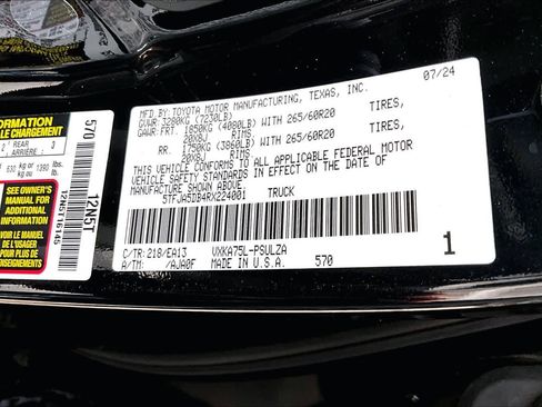 Used 2024 Toyota Tundra Limited w/ Power Package AWD/4WD image 34
