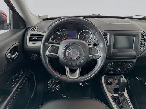 Certified 2019 Jeep Compass Latitude w/ Cold Weather Group image 28