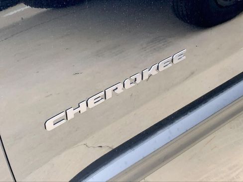 New 2026 Jeep Cherokee Laredo image 15