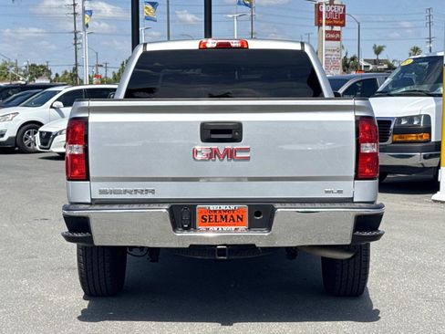 Used 2017 GMC Sierra 1500 SLE w/ SLE Value Package image 6