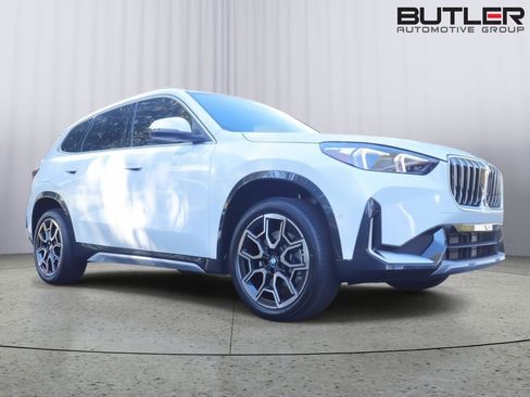 Used 2026 BMW X1 xDrive28i w/ Technology Package image 9