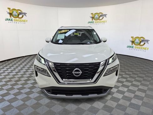 Used 2023 Nissan Rogue SL w/ SL Premium Package FWD image 3