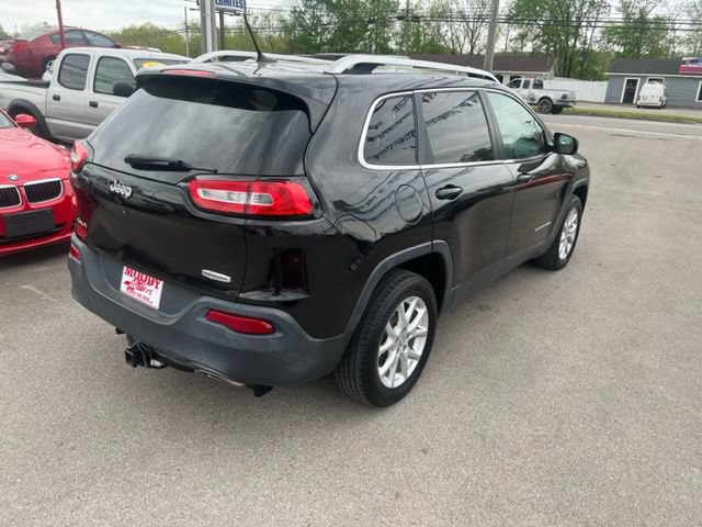 Used 2015 Jeep Cherokee Latitude AWD/4WD image 5
