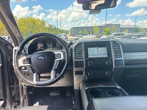 Used 2017 Ford F350 Lariat w/ Lariat Ultimate Package AWD/4WD image 15