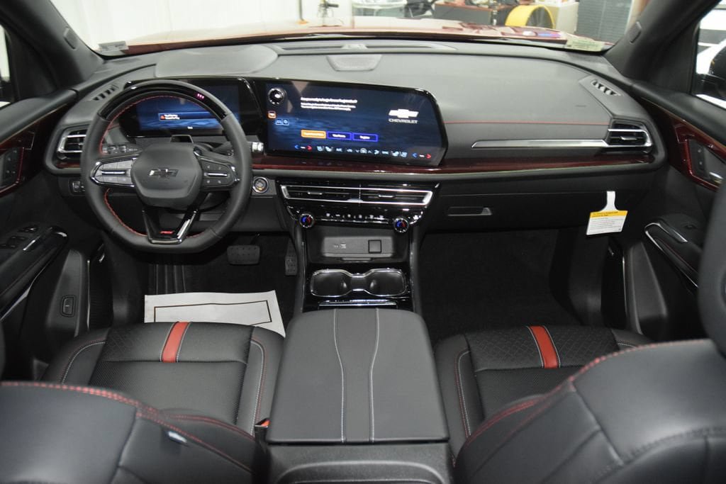 New 2026 Chevrolet Traverse RS AWD/4WD image 32
