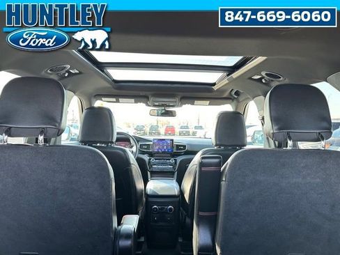 Used 2022 Ford Explorer ST-Line image 15