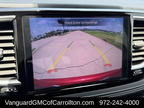 Used 2025 Chrysler Pacifica Limited FWD image 18