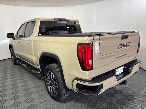 Used 2023 GMC Sierra 1500 AT4 w/ Technology Package AWD/4WD image 7