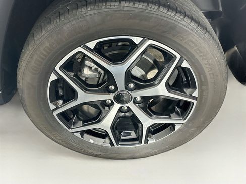 Used 2025 Jeep Compass Limited AWD/4WD image 11