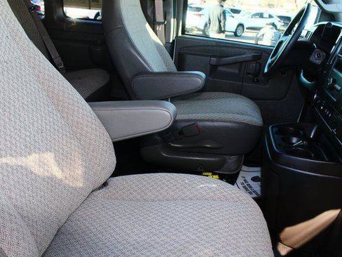 Used 2024 Chevrolet Express 3500 LT w/ LT Preferred Equipment Group image 6