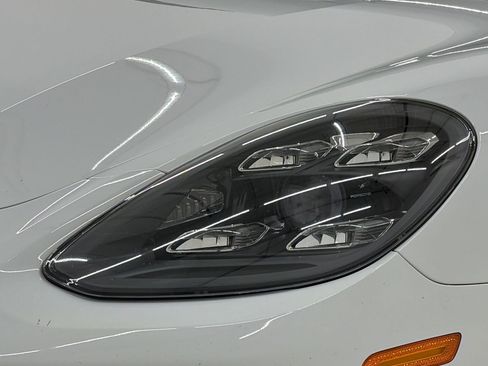 Used 2022 Porsche Panamera GTS AWD/4WD image 12