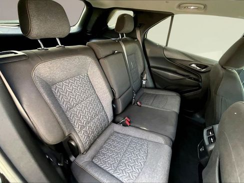 Used 2023 Chevrolet Equinox LT FWD image 23