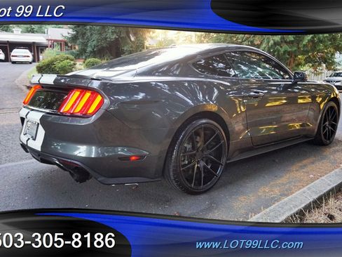 Used 2017 Ford Mustang GT Premium image 9