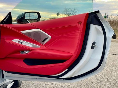 Used 2024 Chevrolet Corvette Z06 image 31