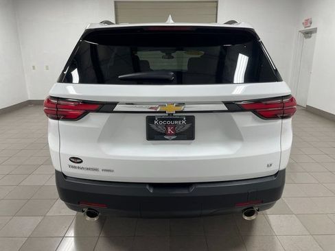 Used 2023 Chevrolet Traverse LT w/ LPO, Floor Liner Package AWD/4WD image 5