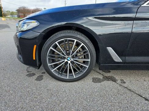 Used 2021 BMW 540i w/ Convenience Package image 27