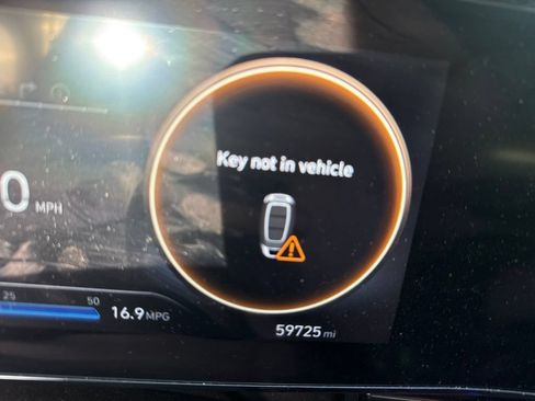 Used 2022 Hyundai Elantra N FWD image 3