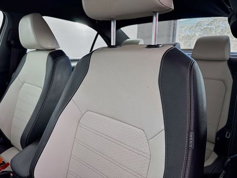 Used 2016 Volkswagen Jetta Sport image 31