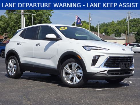 Certified 2025 Buick Encore GX Preferred FWD image 1