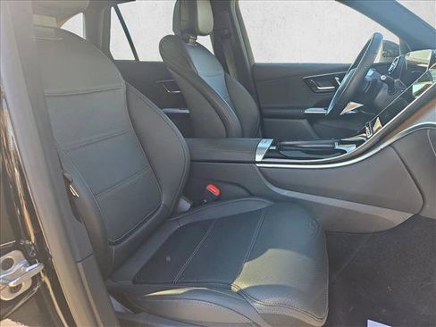 Certified 2025 Mercedes-Benz GLC 300 image 22