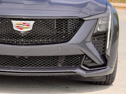 New 2026 Cadillac CT5 V image 8