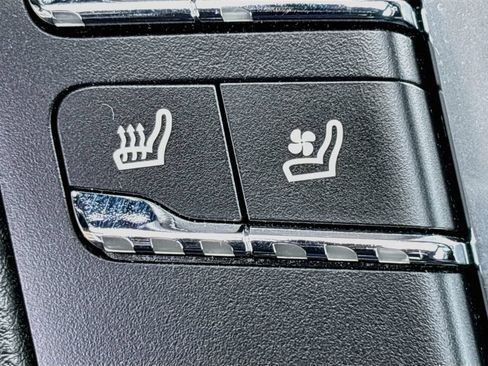 Used 2017 Porsche Macan S AWD/4WD image 21