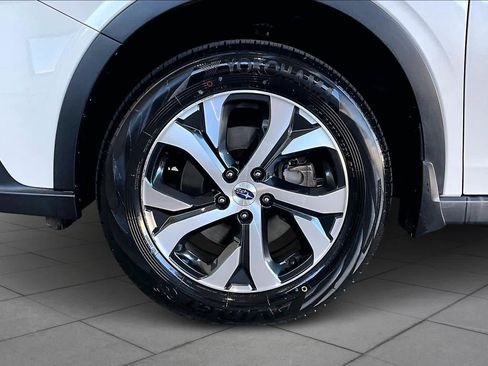 Used 2022 Subaru Outback Touring XT w/ Popular Package #2 image 10
