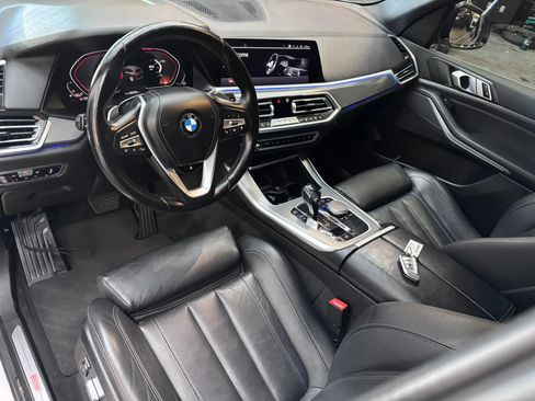 Used 2019 BMW X5 xDrive40i w/ Convenience Package AWD/4WD image 8