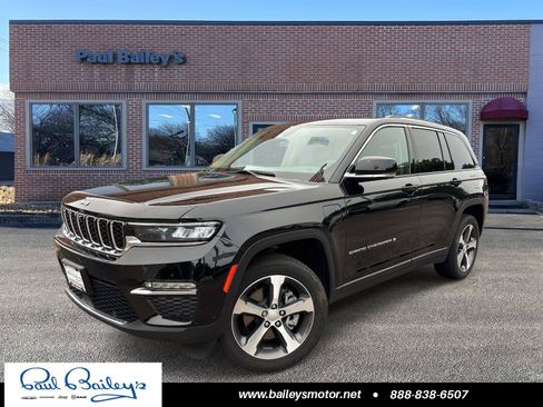 Used 2023 Jeep Grand Cherokee 4WD 4xe w/ Luxury Tech Group II image 1